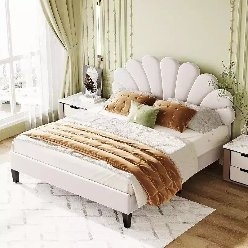 Letto Matrimoniale a Piattaforma Queen Size in Velluto con Testiera Floreale, Struttura Imbottita, Supporto a Doghe in Legno, Nessuna Rete a Molle Necessaria, Rosa