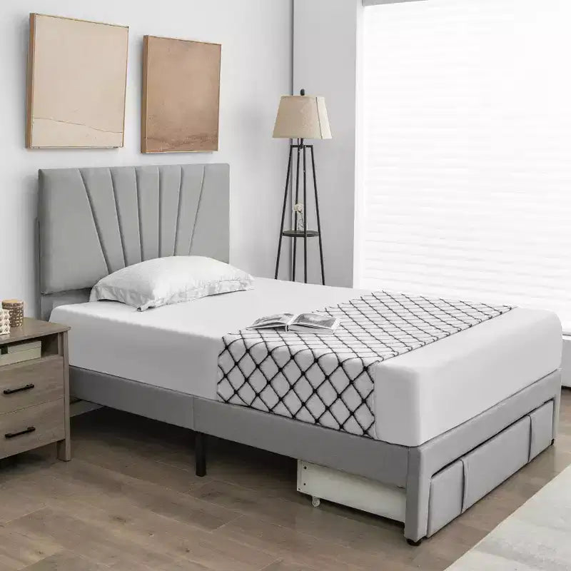Letto matrimoniale imbottito con cassetto e testiera regolabile grigio